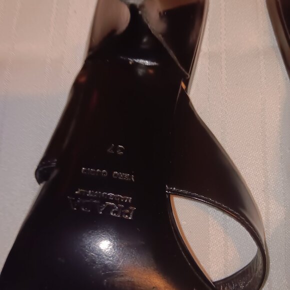 Vintage black Prada Kitten Heels 6.5 - Picture 5 of 6